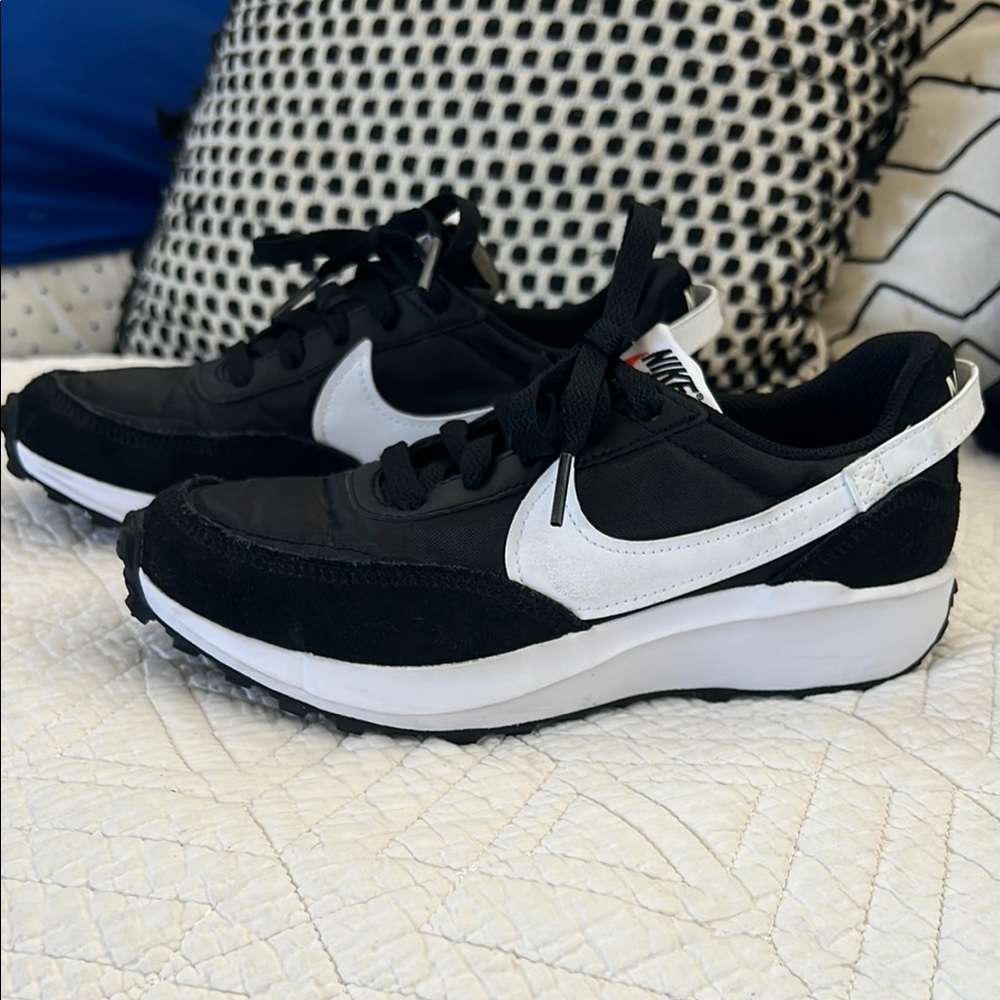 Nike Black and White Athletic Shoes